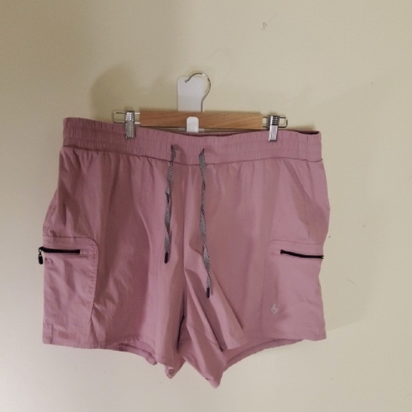 Happy Happy Camper By Torrid Light Pink Casual Shorts Size 2/ 18-20 - Picture 1 of 6